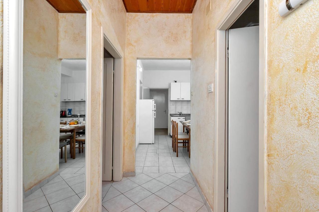 Apartments Vele Makarska Eksteriør billede
