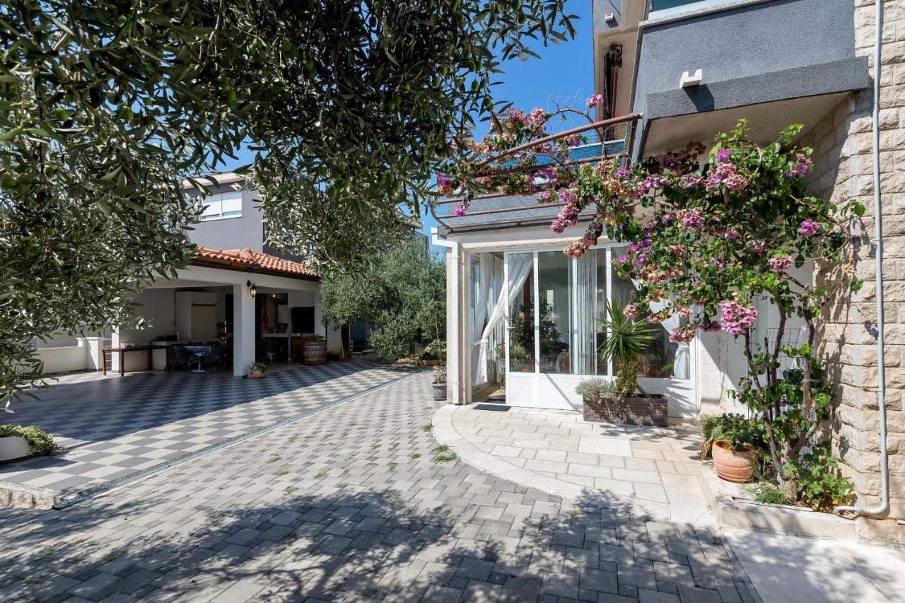 Apartments Vele Makarska Eksteriør billede
