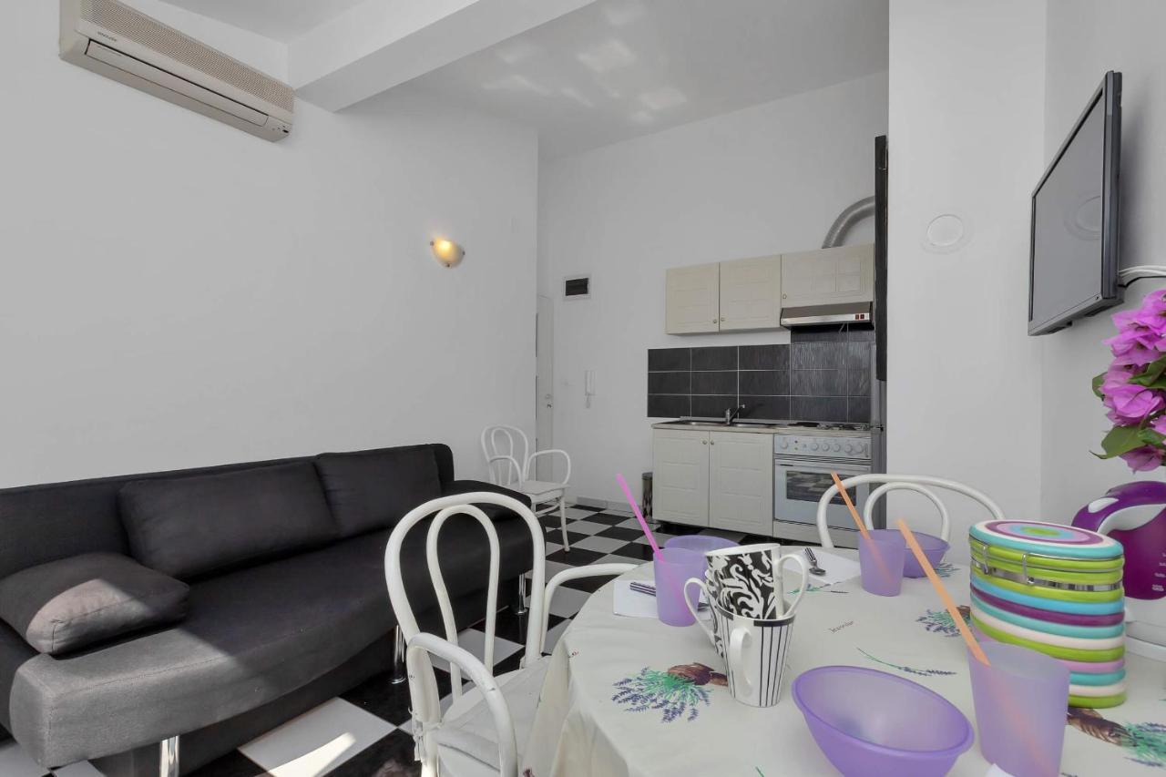 Apartments Vele Makarska Eksteriør billede