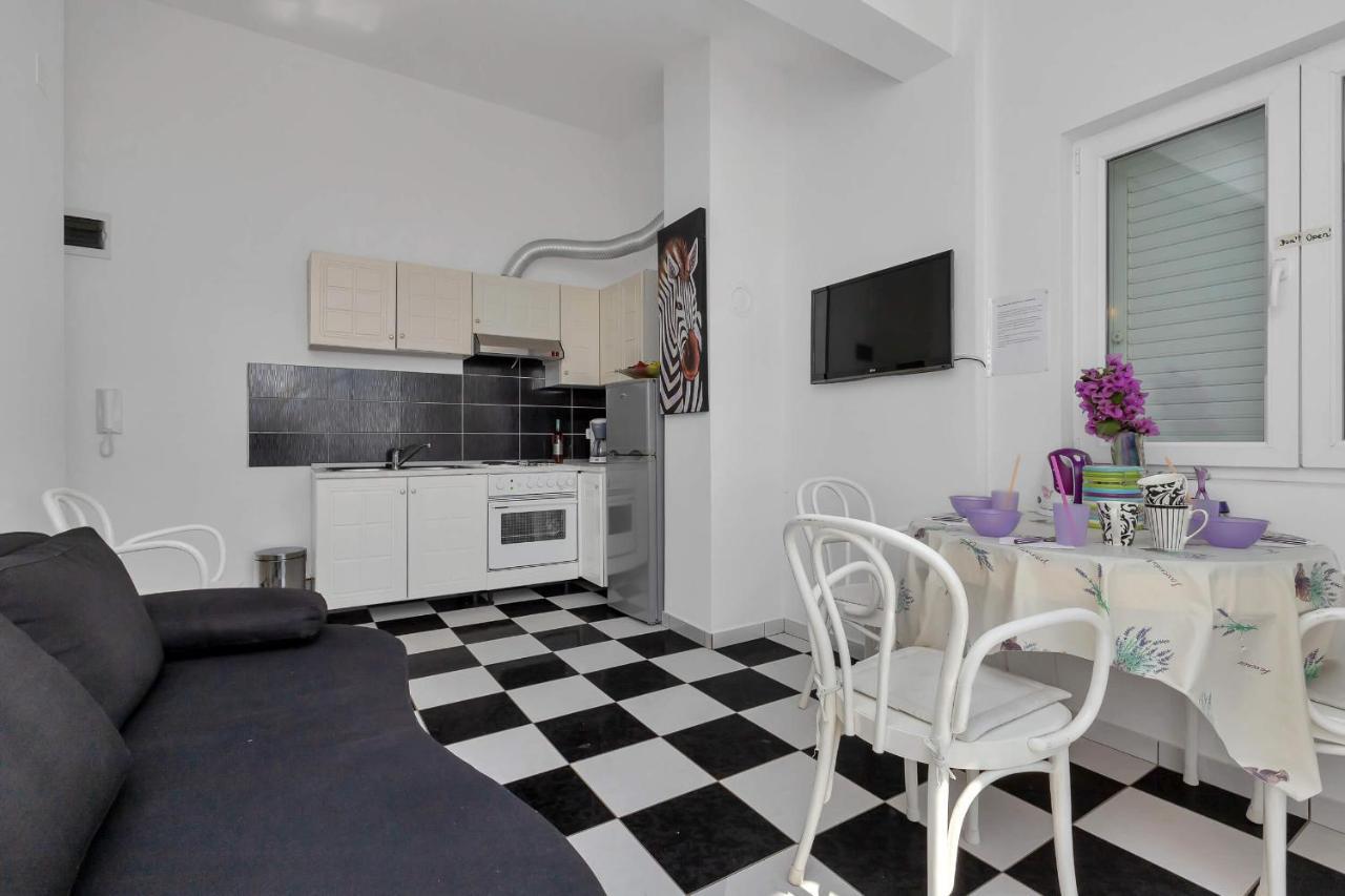 Apartments Vele Makarska Eksteriør billede